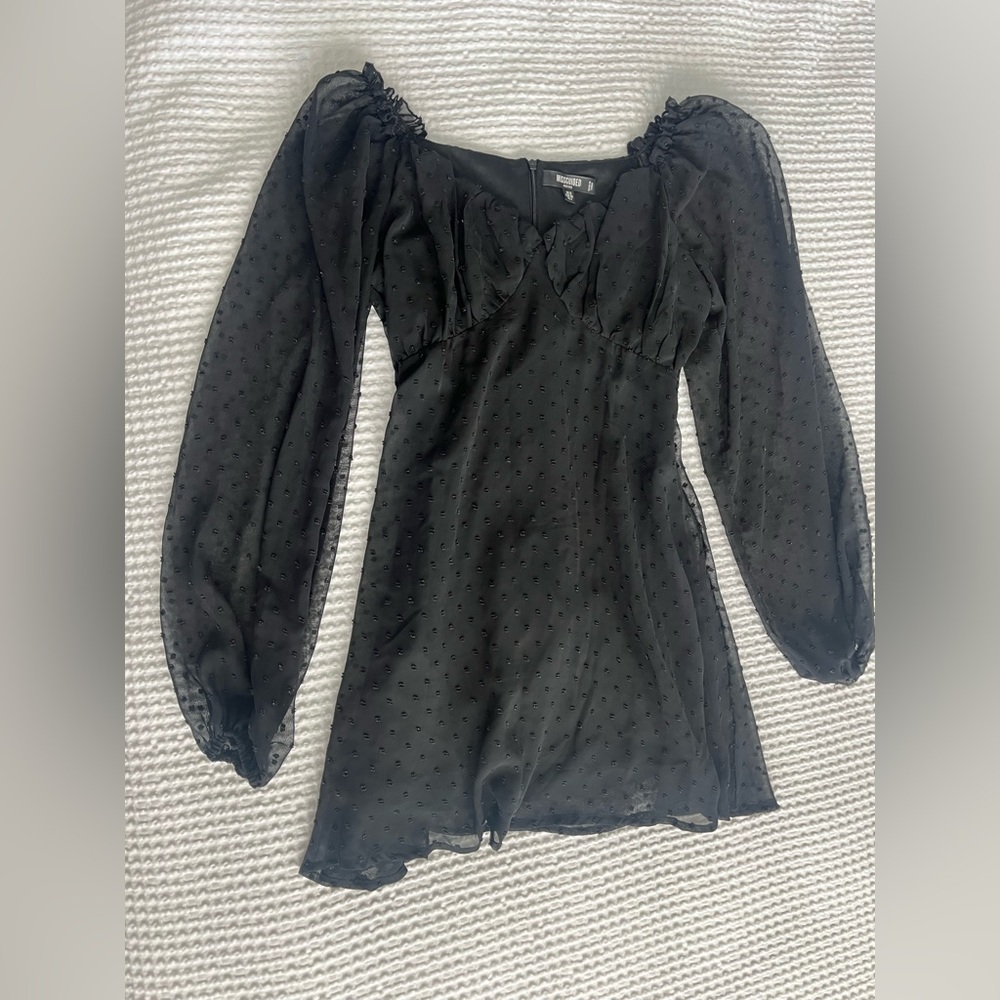 MISSGUIDED Petite Black Mini Puff Long Sleeve Dress. Size 4